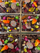 Load image into Gallery viewer, Deluxe Chocolate Share Tray