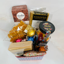 Load image into Gallery viewer, Biscuit Fudge Chocolate Gift Box