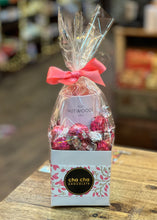 Load image into Gallery viewer, Hutwoods Burning Desires Gift Box